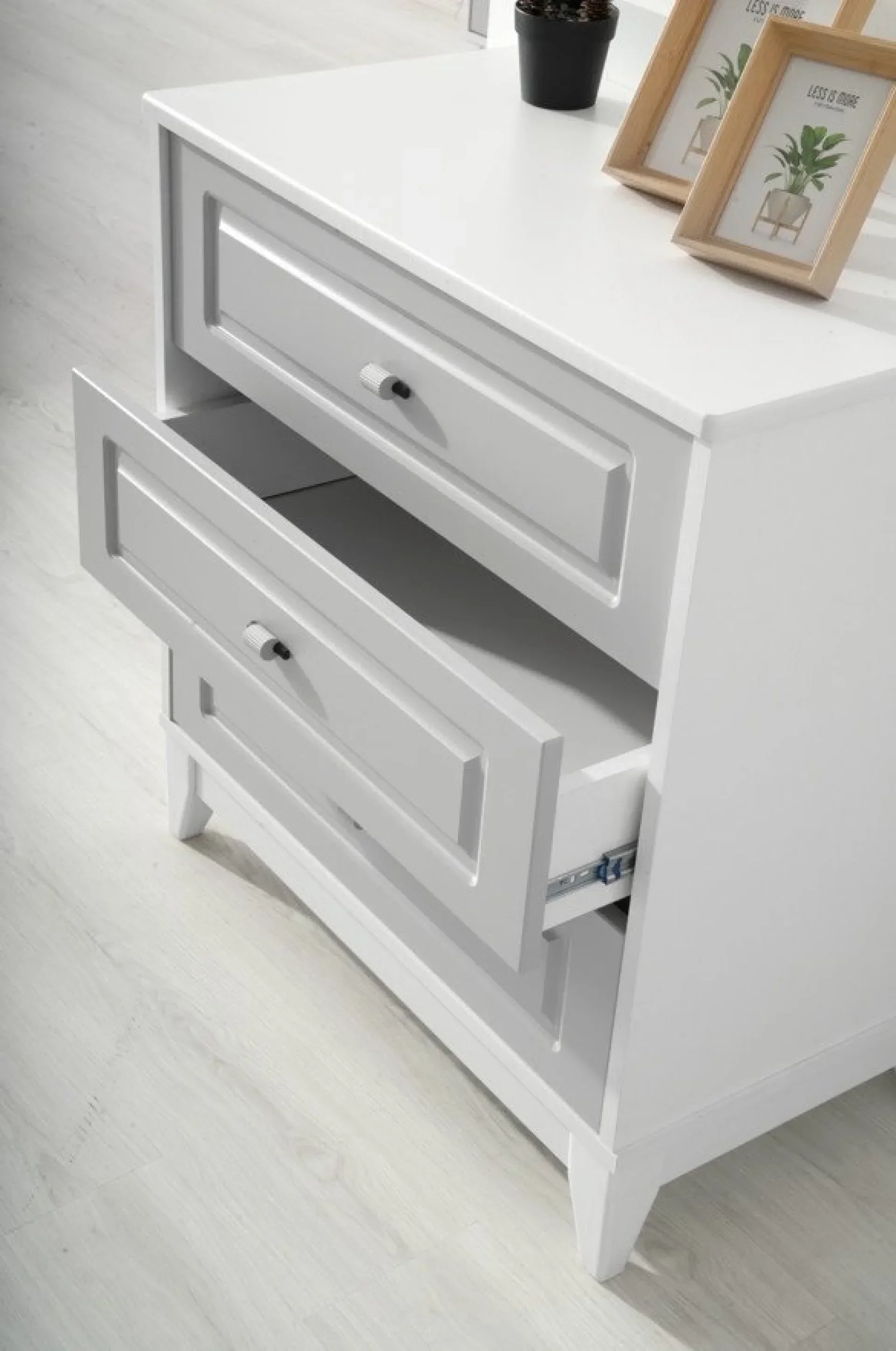 %D0%95%D0%BB%D0%B5%D0%B3%D0%B0%D0%BD%D1%82%D0%B5%D0%BD+%D0%9C%D0%BE%D0%BD%D1%82%D0%B5%D1%81%D0%BE%D1%80%D0%B8+%D0%BA%D0%BE%D0%BC%D0%BF%D0%BB%D0%B5%D0%BA%D1%82+%D0%BE%D1%82+3+%D1%87%D0%B0%D1%81%D1%82%D0%B8+%22Silver+Boss%22+%D0%91%D1%8F%D0%BB%2F%D0%A1%D0%B2%D0%B5%D1%82%D0%BB%D0%BE+%D1%81%D0%B8%D0%B2