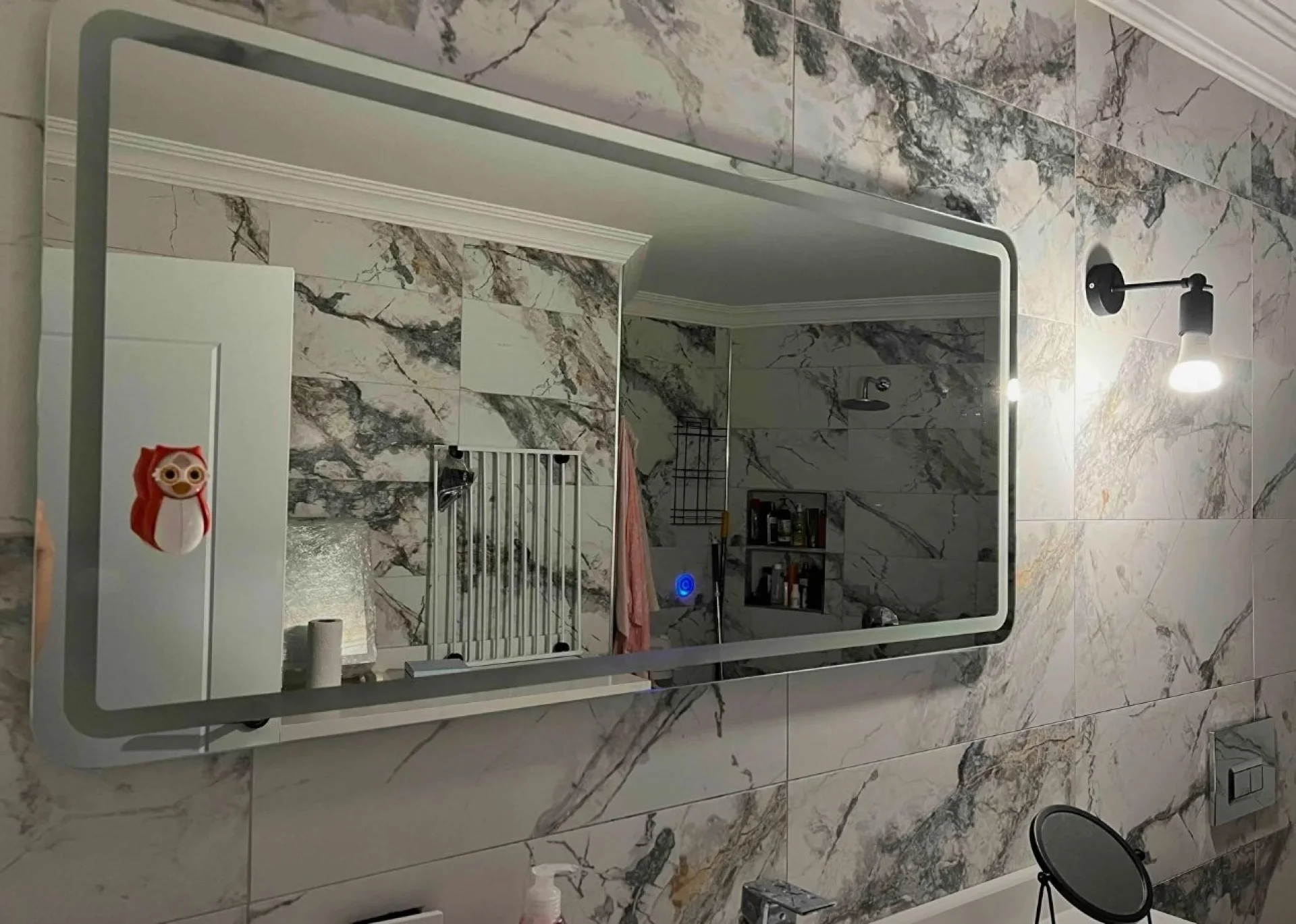 %D0%93%D0%BE%D0%BB%D1%8F%D0%BC%D0%BE+%D0%BE%D0%B3%D0%BB%D0%B5%D0%B4%D0%B0%D0%BB%D0%BE+%D1%81+LED+%D0%BE%D1%81%D0%B2%D0%B5%D1%82%D0%BB%D0%B5%D0%BD%D0%B8%D0%B5+%D0%B8+%D0%B1%D1%83%D1%82%D0%BE%D0%BD+%D0%B7%D0%B0+%D0%B2%D0%BA%D0%BB%D1%8E.+%D0%B8+%D0%B8%D0%B7%D0%BA%D0%BB.+120%2A60+%D1%81%D0%BC.+%22L%27Crone%22