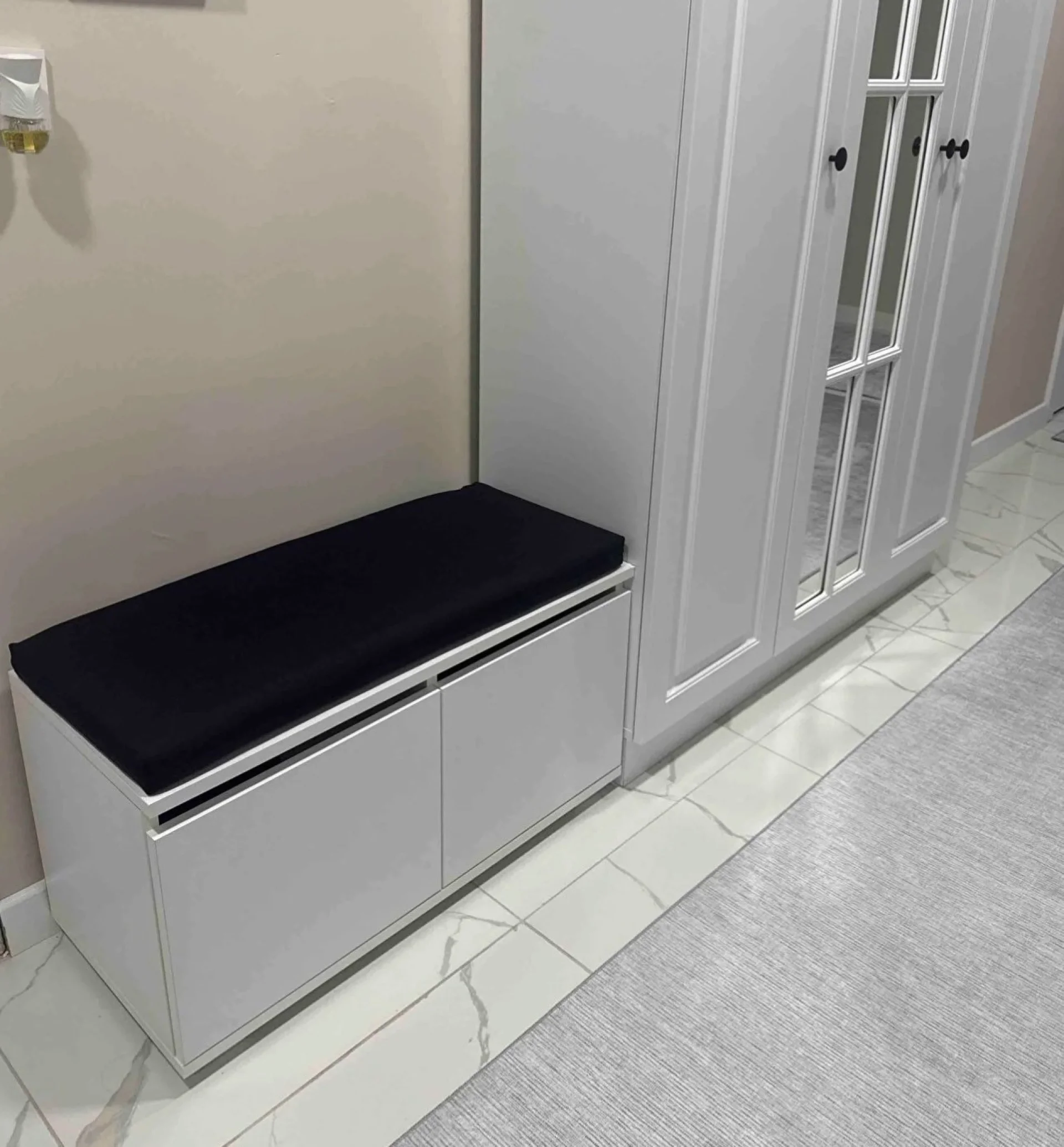 %D0%A8%D0%BA%D0%B0%D1%84+%D0%B7%D0%B0+%D0%BE%D0%B1%D1%83%D0%B2%D0%BA%D0%B8+-+%D0%BF%D0%B5%D0%B9%D0%BA%D0%B0+%D0%B7%D0%B0+%D0%BE%D0%B1%D1%83%D0%B2%D0%B0%D0%BD%D0%B5+%D1%81+%D0%BF%D0%B0%D0%B4%D0%B0%D1%89%D0%B8+%D0%B2%D1%80%D0%B0%D1%82%D0%B8%D1%87%D0%BA%D0%B8+%22Branco%22+%D0%91%D1%8F%D0%BB