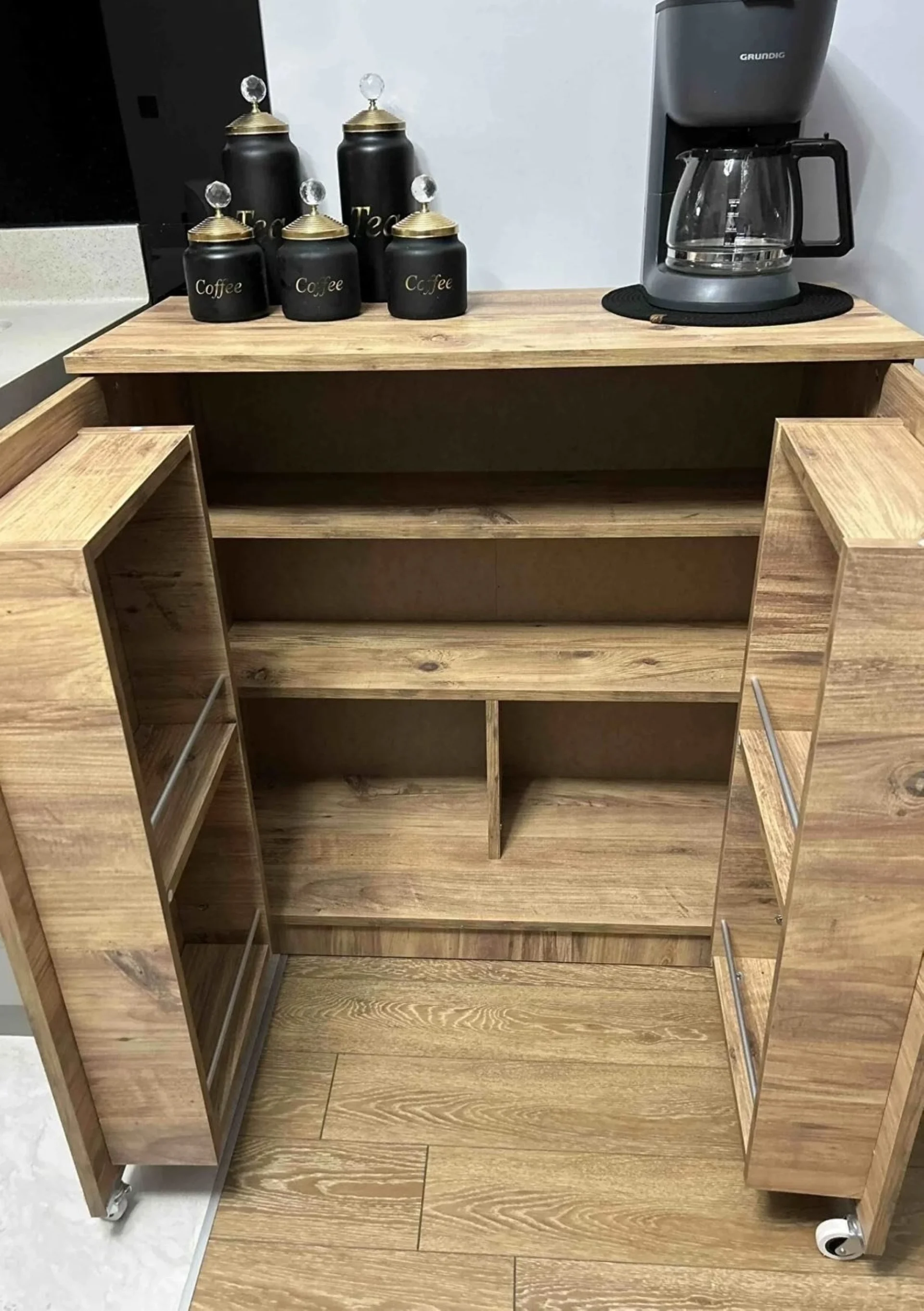 %D0%9C%D0%BD%D0%BE%D0%B3%D0%BE%D1%84%D1%83%D0%BD%D0%BA%D1%86%D0%B8%D0%BE%D0%BD%D0%B0%D0%BB%D0%B5%D0%BD+%D1%88%D0%BA%D0%B0%D1%84%2F%D0%BA%D0%B8%D0%BB%D0%B5%D1%80+%D0%B7%D0%B0+%D0%BA%D1%83%D1%85%D0%BD%D1%8F+%D1%81+%D0%B2%D1%80%D0%B0%D1%82%D0%B8%D1%87%D0%BA%D0%B8+%D0%BD%D0%B0+%D0%BA%D0%BE%D0%BB%D0%B5%D0%BB%D1%86%D0%B0+%22Tinamobile%22+%D0%BE%D1%80%D0%B5%D1%85