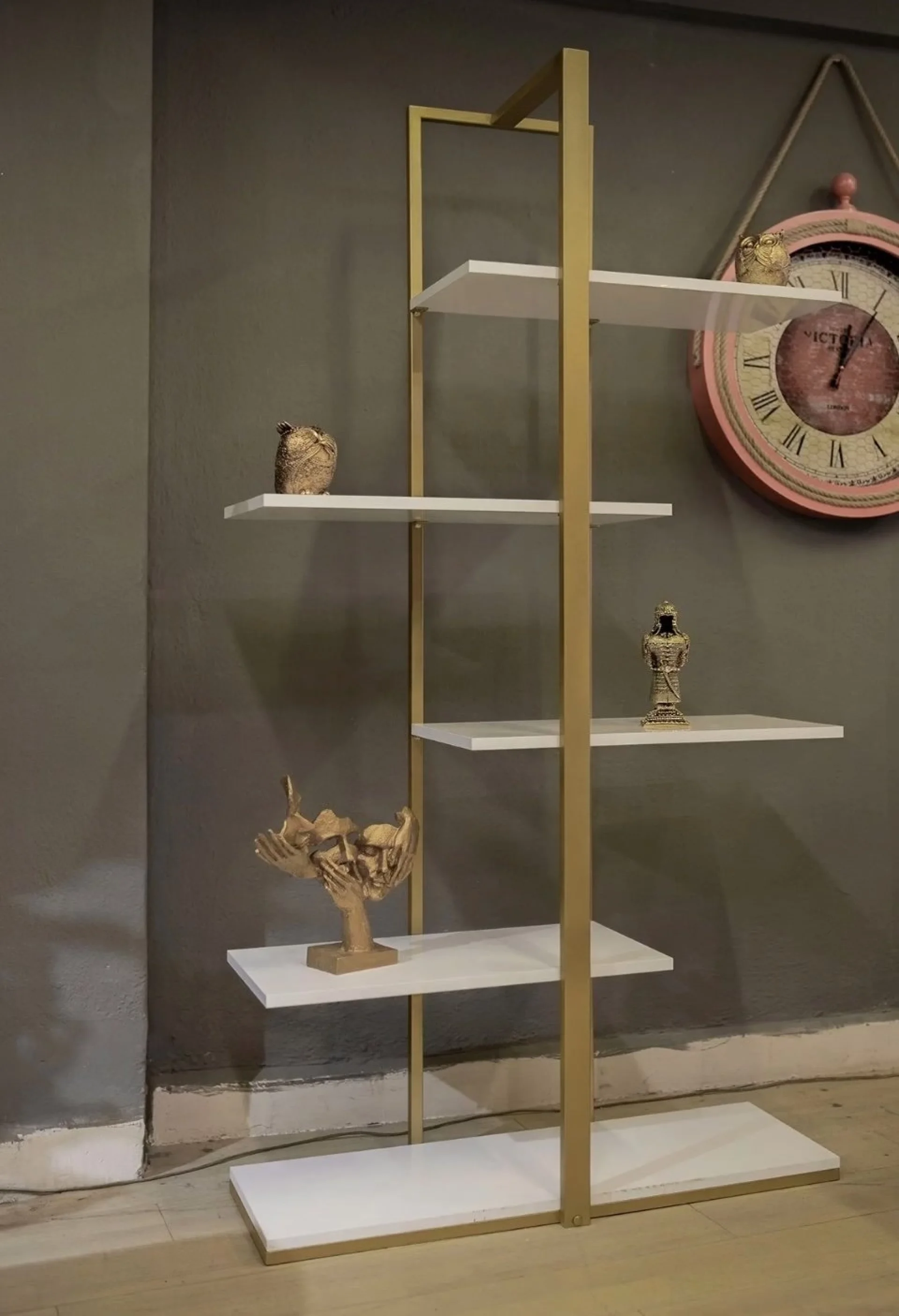 %D0%95%D1%82%D0%B0%D0%B6%D0%B5%D1%80%D0%BA%D0%B0%2F%D0%91%D0%B8%D0%B1%D0%BB%D0%B8%D0%BE%D1%82%D0%B5%D0%BA%D0%B0+%D1%81+5+%D1%80%D0%B0%D1%84%D1%82%D0%B0+%22ArteDecor%22+%D0%91%D1%8F%D0%BB%2F%D0%93%D0%BE%D0%BB%D0%B4